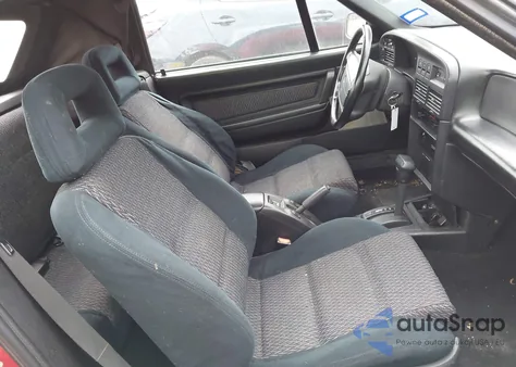 1994 Mercury Capri z USA, uszkodzony, nr VIN 6MPLT01Z9R8603604